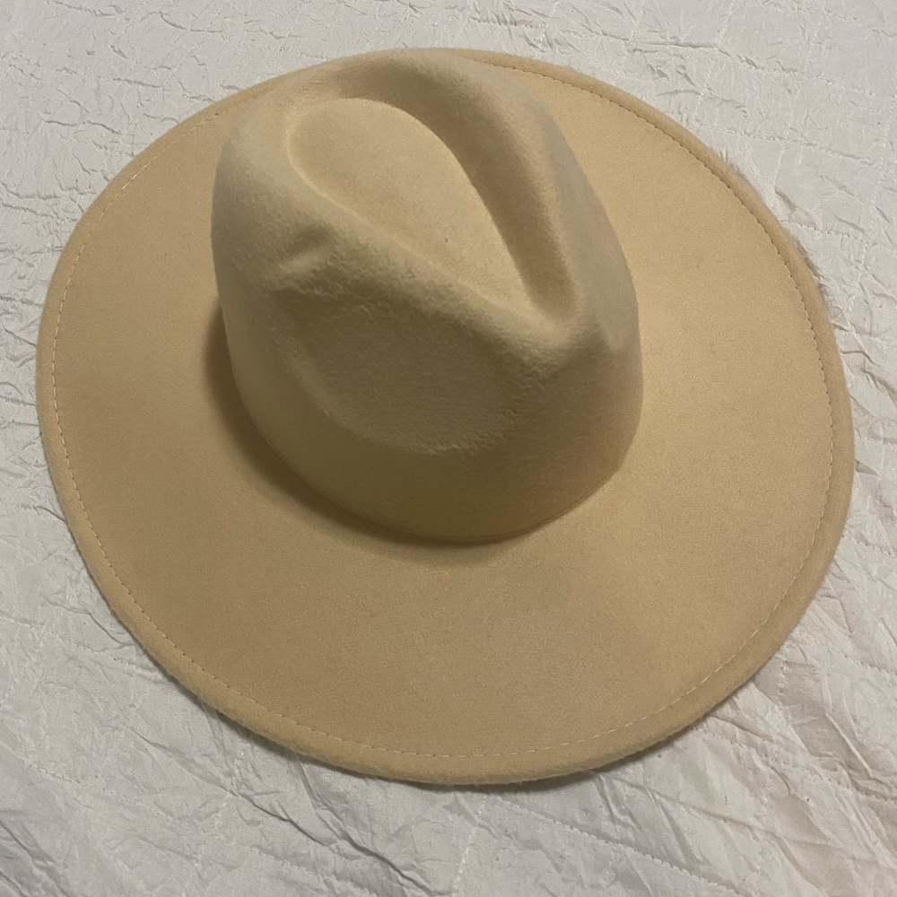 Brand new hat